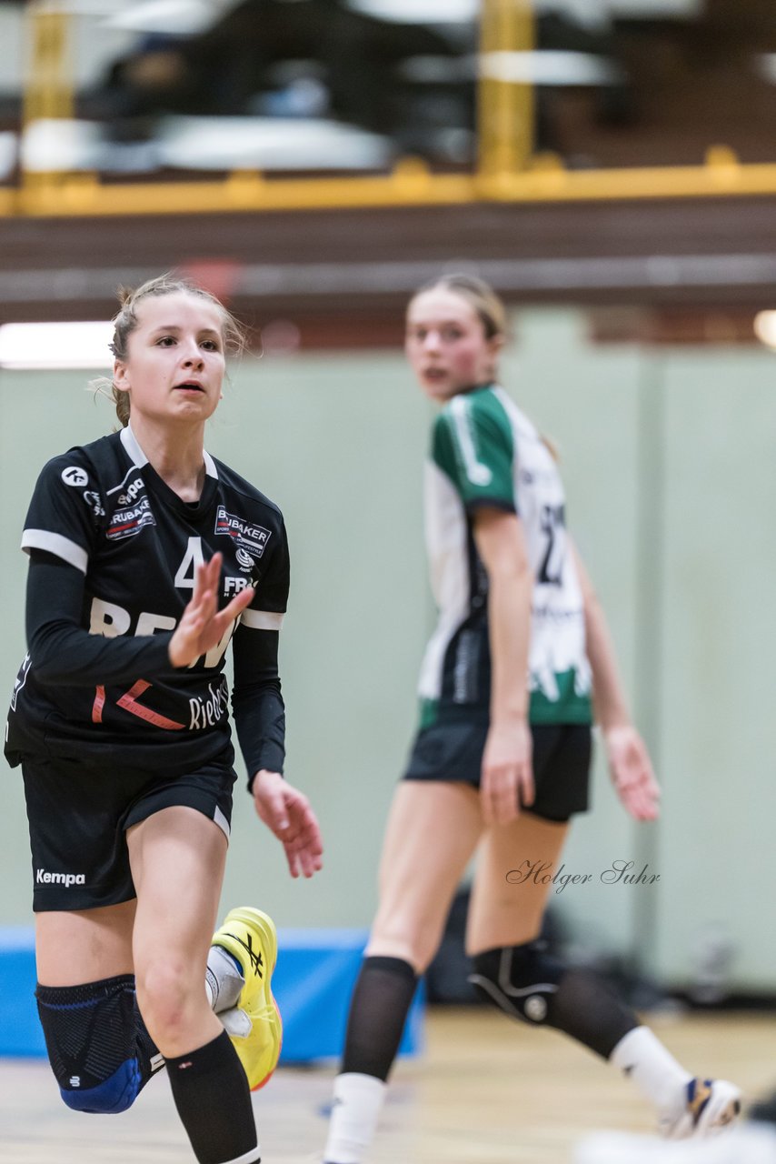 Bild 216 - wBJ SV Henstedt Ulzburg - TuRa Meldorf : Ergebnis: 22:38